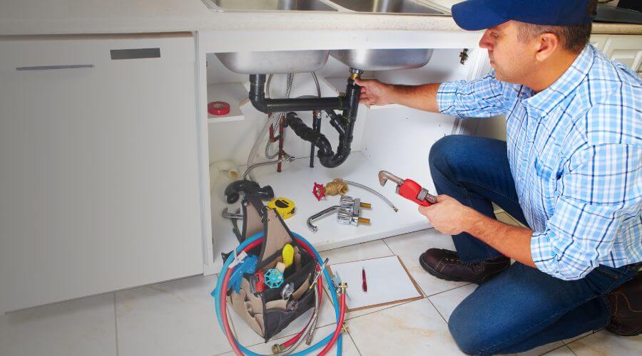 Professional Water heater repair in Sand Lake, MI